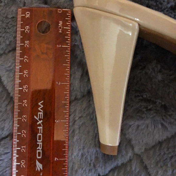 Antonio Melani Peep Toe Leather Heels - Picture 5 of 5